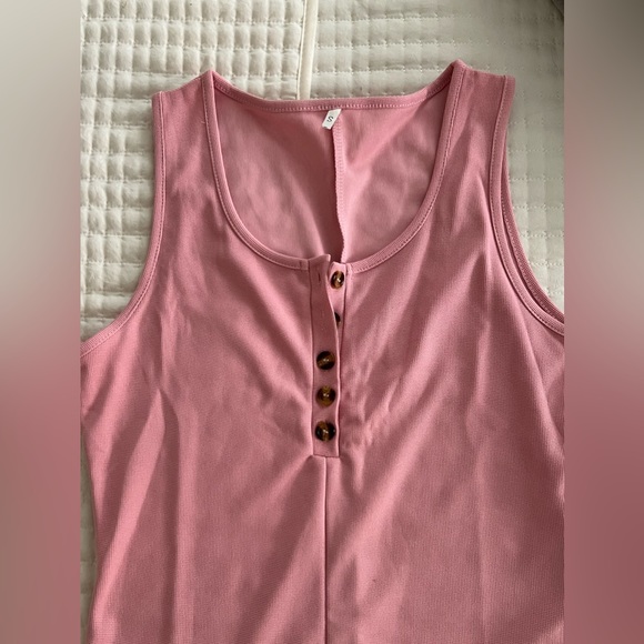 Pink romper - Picture 3 of 5